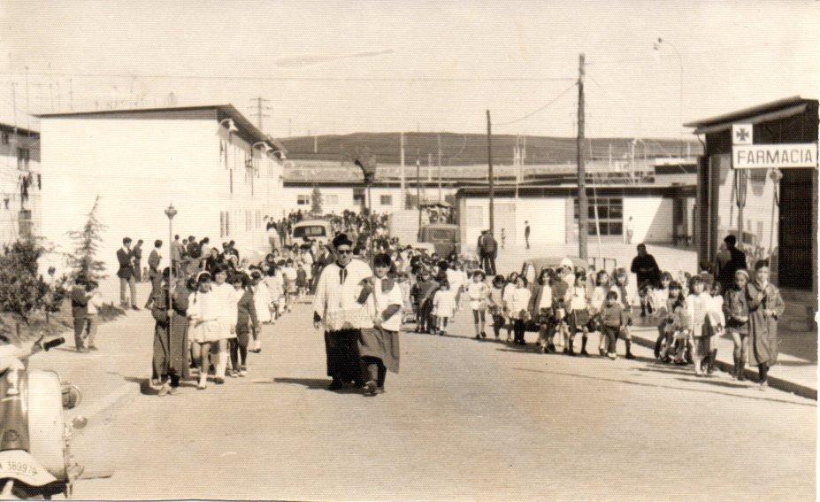 Procesin del Domingo de Ramos en la UVA de Vallecas