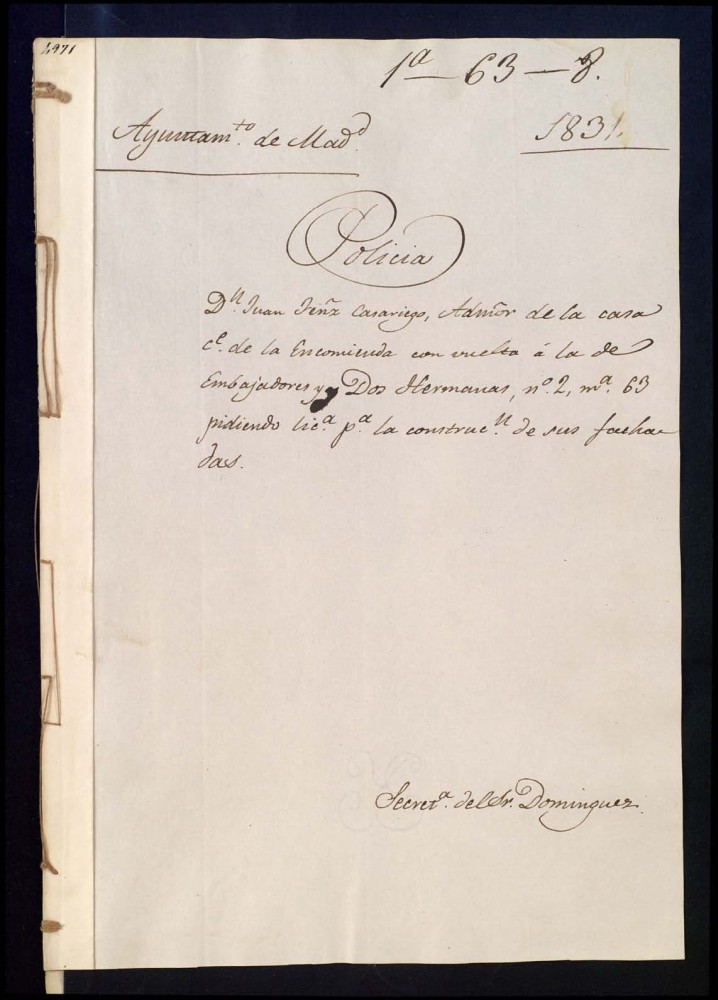 Don Juan Fernndez Casariego, administrador de la casa de la calle de la encomienda con vuelta a la de embajadores y dos hermanas, nmero 2, manzana 63, pidiendo licencia para la construccin de sus fachadas.