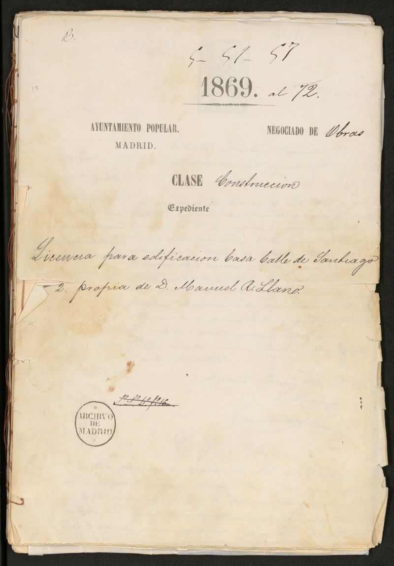 Licencia para edificacin casa calle de Santiago n 2, propia de D. Manuel R. Llano.