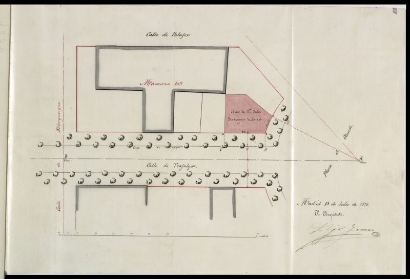 D Julia Rodrguez de Larcal, en solicitud de licencia para edificar una casa en terreno sin nmero de la calle de Trafalgar.