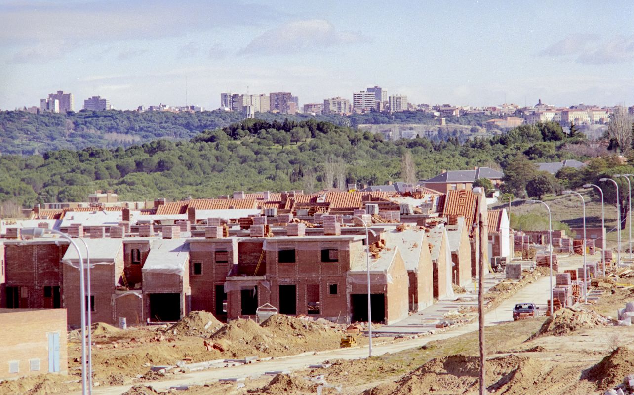 Construccin de la primera manzana