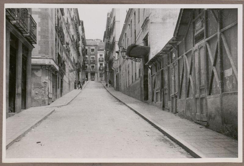 Calle de la Primavera asfaltada