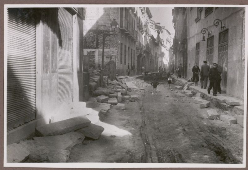 Calle de las Dos Hermanas en obras