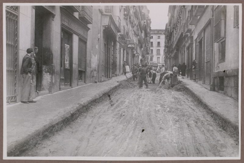 Calle de Relatores en obras